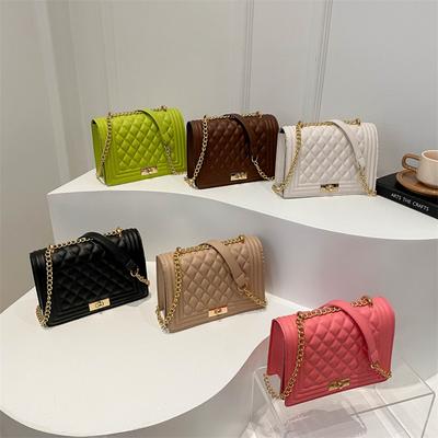 Bolso pequeño cuadrado con cierre de cadena, diseño moderno y moderno, estilo coreano, con indentación de diamante.