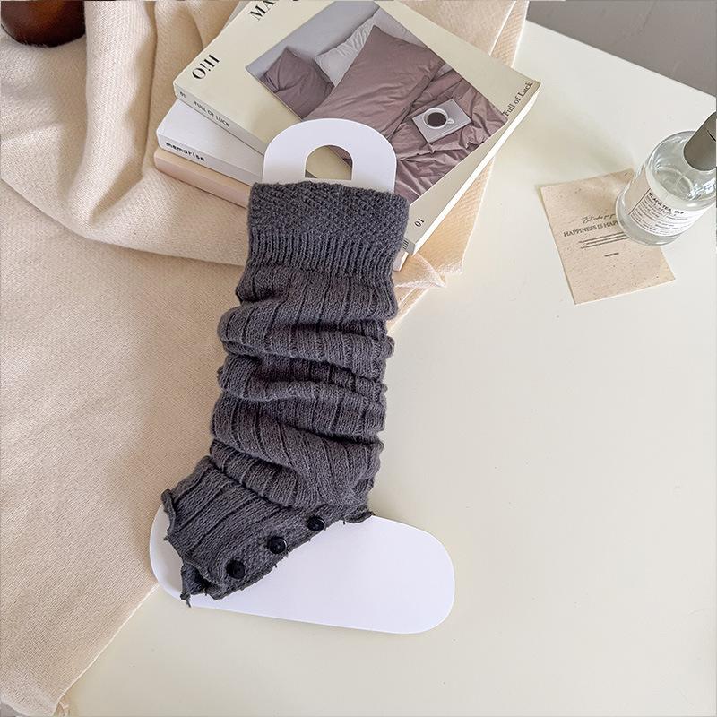Female Autumn New Solid Color All Match Knit Show Thin Button Step Foot Pile Socks