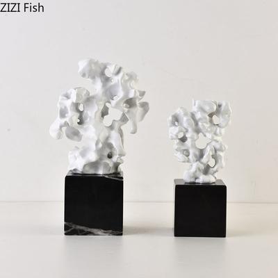 Decoración para el hogar
– Estatuillas