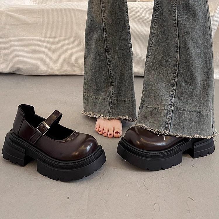 British black platform heightening small leather shoes women's French temperament single shoes 2025 new spring and autumn Mary Jane loafers