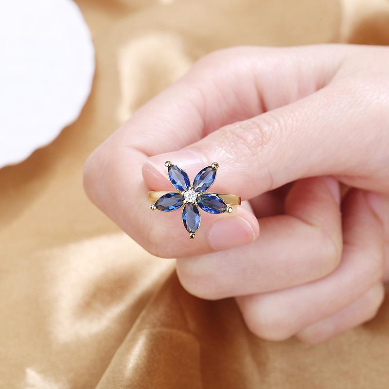 2026 Niche Ring Flower Creative Jewelry Fashion Women Zircon Jewelry Blue Zircon Wedding Light Luxury Ring
