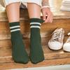 Chaussettes montantes rayées style collège pour femmes: Printemps/Été, Coton Peigné, Design Tendance Japonais Ample