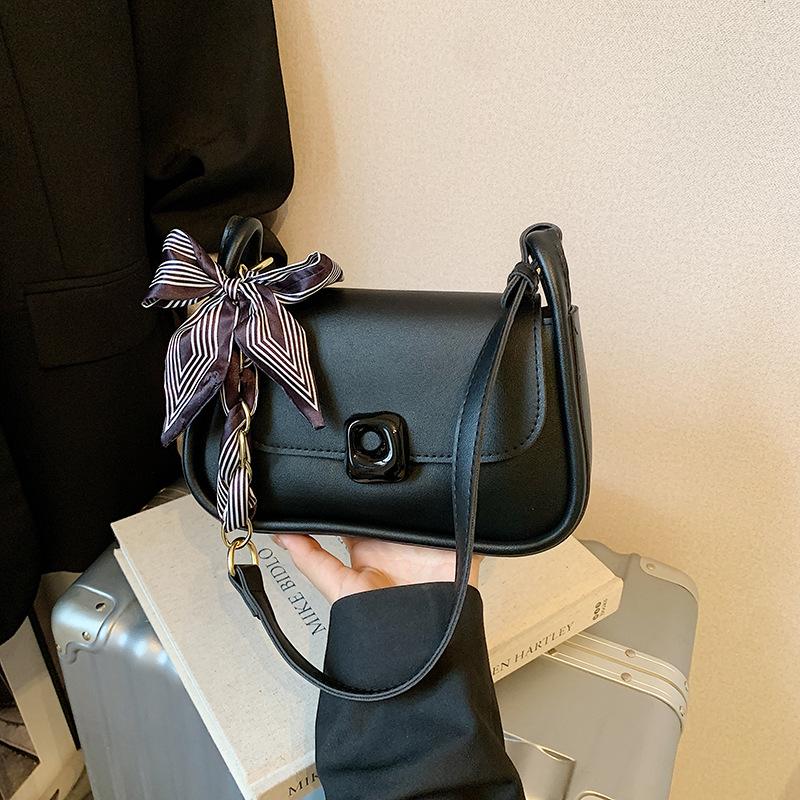 Premium texture small bag women's bag new popular niche messenger bag single shoulder underarm bag small square bag