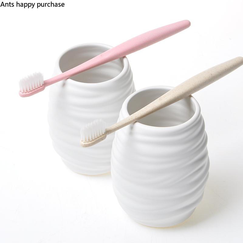 White Ceramic Bathroom 5-piece Set Bamboo Tray Bathroom Accessories Couple Gargle Cups Lotion Bottle Toothbrush Holder Soap Dish
