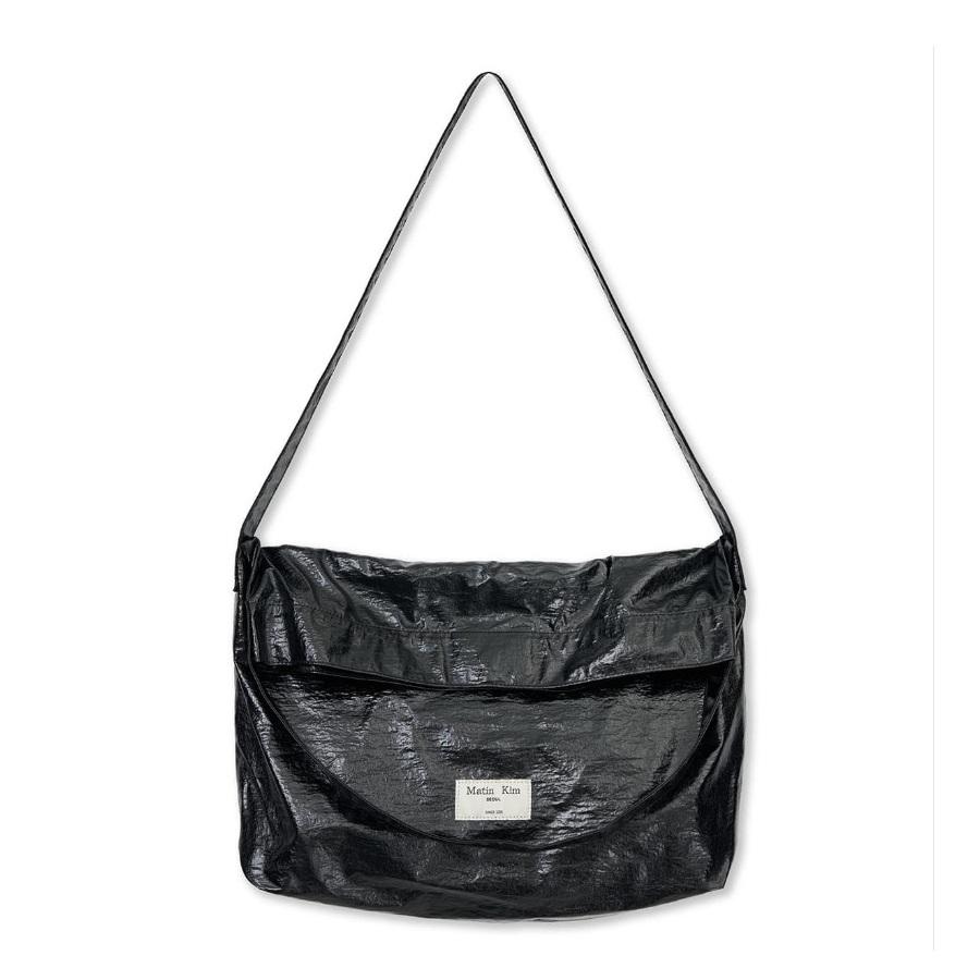[Matin Kim] GLOSSY LIGHT TWO WAY BAG - 2 Colors (Ivory / Black)