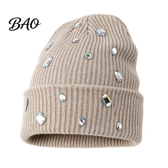 Punk Style Hat with Rhinestones Bling Rhinestone Knitted Hat, Street Knit Winter Stylish Cold Weather Headgear Warm Skull Cap for Women Autumn Fashion