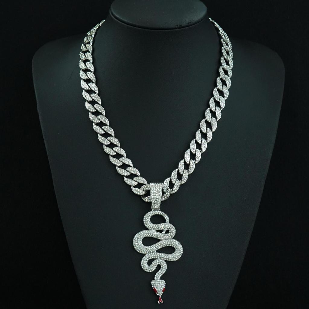 New Hot Selling Full Diamond Spirit Snake Coiled Alloy Pendant, Zodiac Snake Necklace, Men's and Women's Personalized Necklace