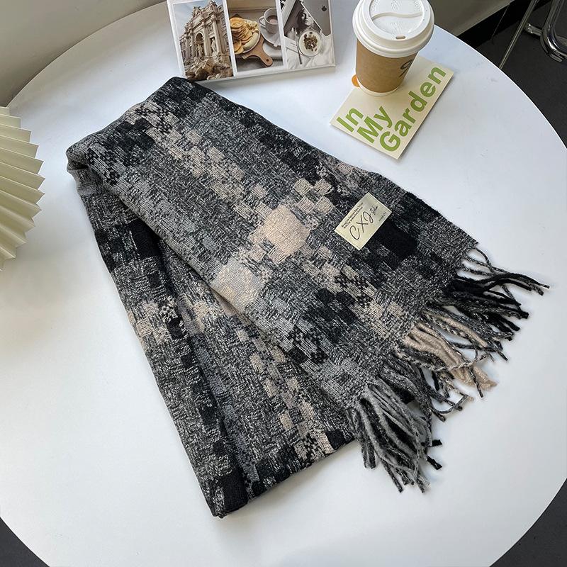 Autumn and winter high-end warm scarf fringed atmosphere new couple scarf Korean version fashion versatile men and women trend