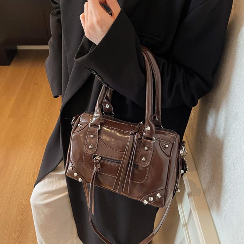 Faux Leather Solid Color Large Capacity Hobos Shoulder Bags for Women High Quality Versatile Undearm Ruched Handle Bags