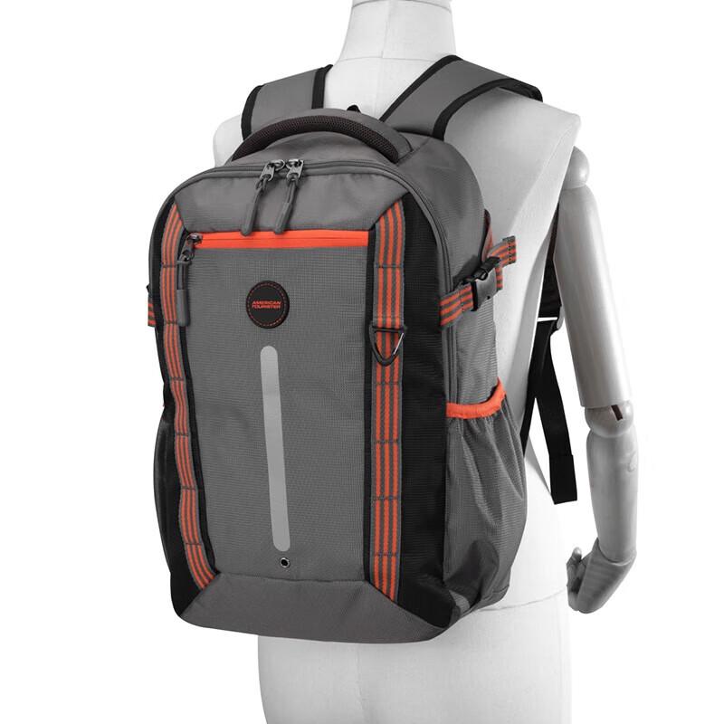 

American Tourister QT5 Lightweight Outdoor Travel Backpack