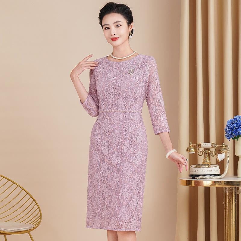 Spring 2025 Purple Mother-in-Law Formal Dress: Three-Quarter Sleeve, High-End, Plus-Size Skirt for Wedding Banquet.