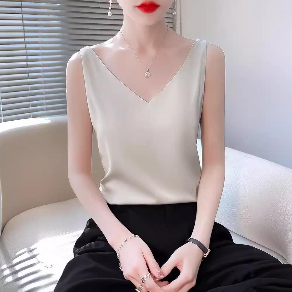 Summer Plus Size košilka Base Ride Top Hot Girl Outer Wear Bílá hedvábná košilka