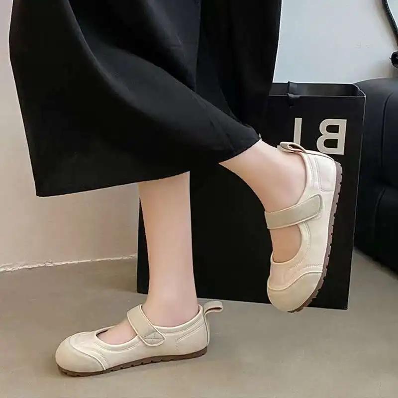 Single Shoe Woman Summer New Shallow Mouth Adjustable  Straps Design Casual All-match Flat Bottom Mary Jane Puff Shoes