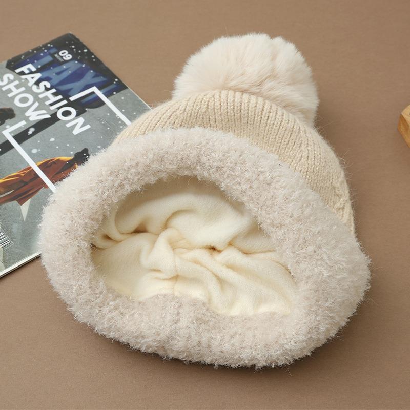 Metal standard knitted wool hat autumn and winter hat women's versatile velvet thickened windproof warm hat cute hairball hat