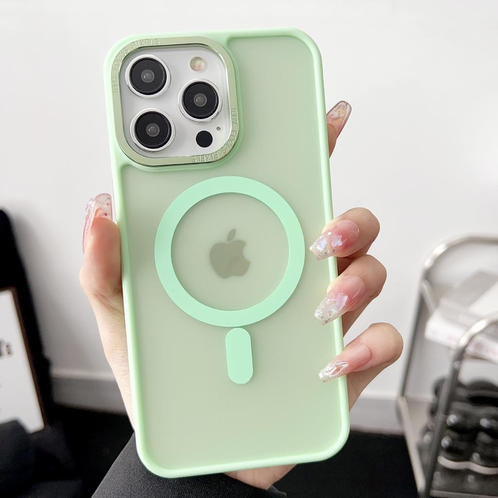 Strong Magnetic Attraction Is Suitable for Apple 14PROMAX Phone Cases, IPhone15 Matte Phone Cases 13