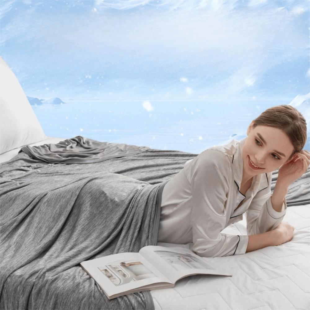 Skin-friendly Summer Thin Quilt Breathable Air-Conditioned Duvet Durable Cooling Blanket Bedroom