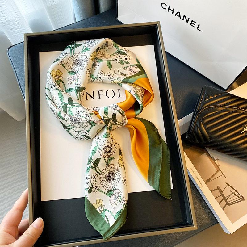 High-End Retro Korean-Style Silk Square Scarf: Versatile Fashion Accessory for Women