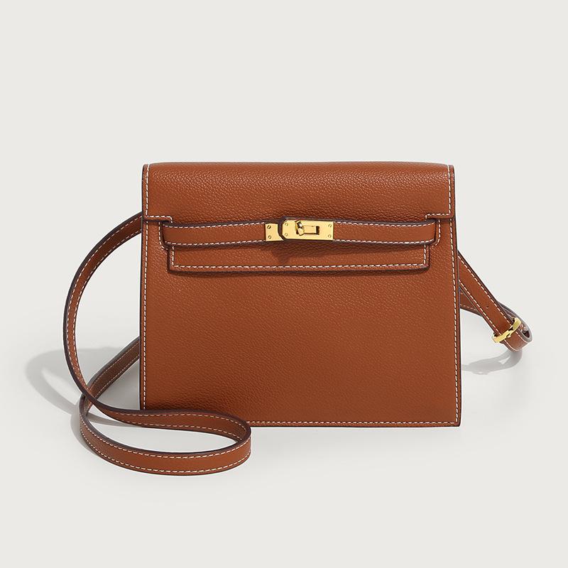 Retro And Trendy Dance Bag Kelly