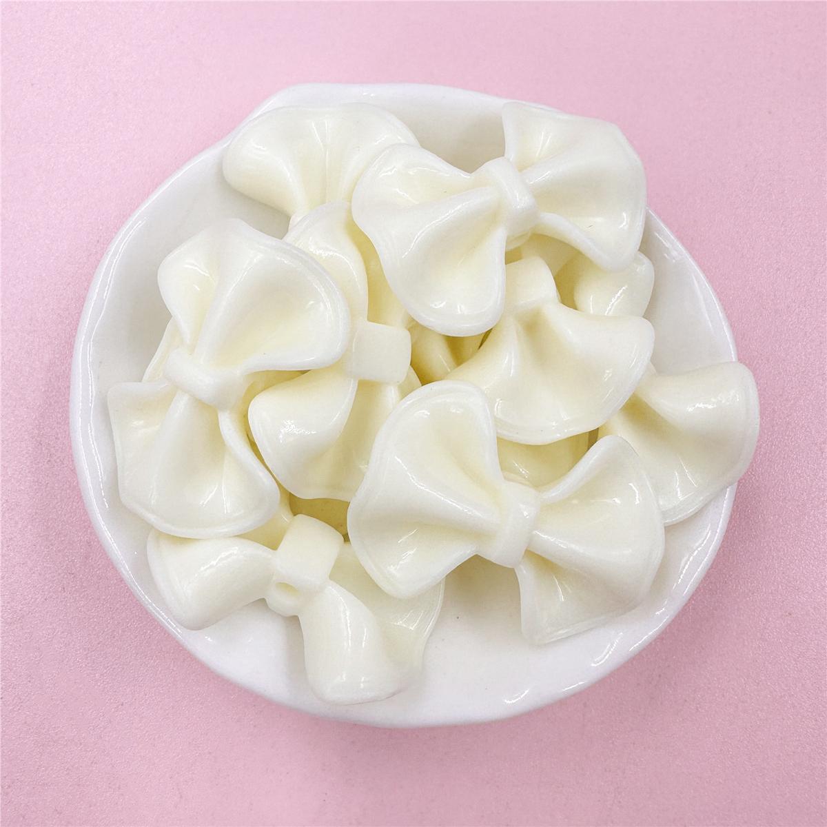 

10 шт. 23,2*31 мм акрил ярких цветов DIY браслет ожерелье подвески перфорированный кулон изготовление ювелирных изделий аксессуары красочные кремовые бусины с бантом бежевый