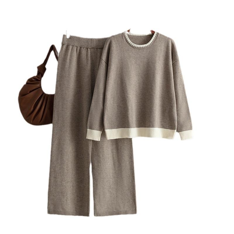 Autumn and winter new temperament contrasting color round neck knitted sweater thin wide-leg pants two-piece set for women