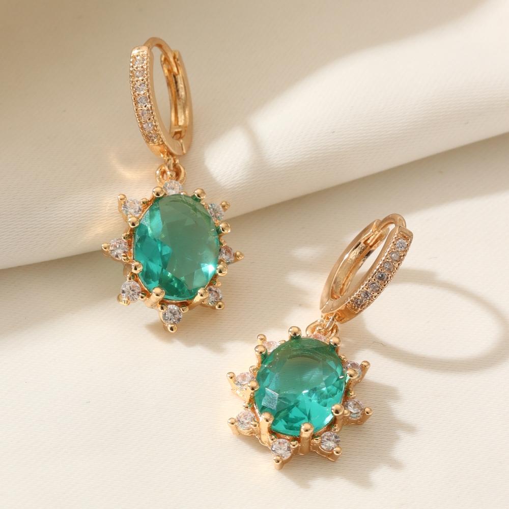 

Stylish Zirconia Dangle Earrings for Women 2025 New Fashion Golden Drop Earring Statement Party Jewelry Accessories зелёный