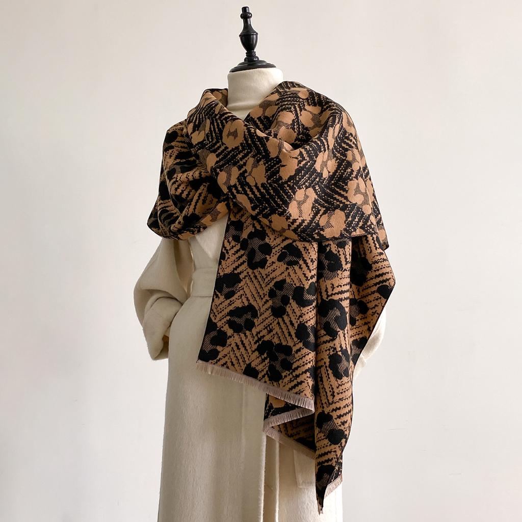 New Luxury Winter Cashmere Retro Leopard Print Scarf Women Warm Pashmina Poncho Scarves Fashion Shawl Thick Foulard Bufanda