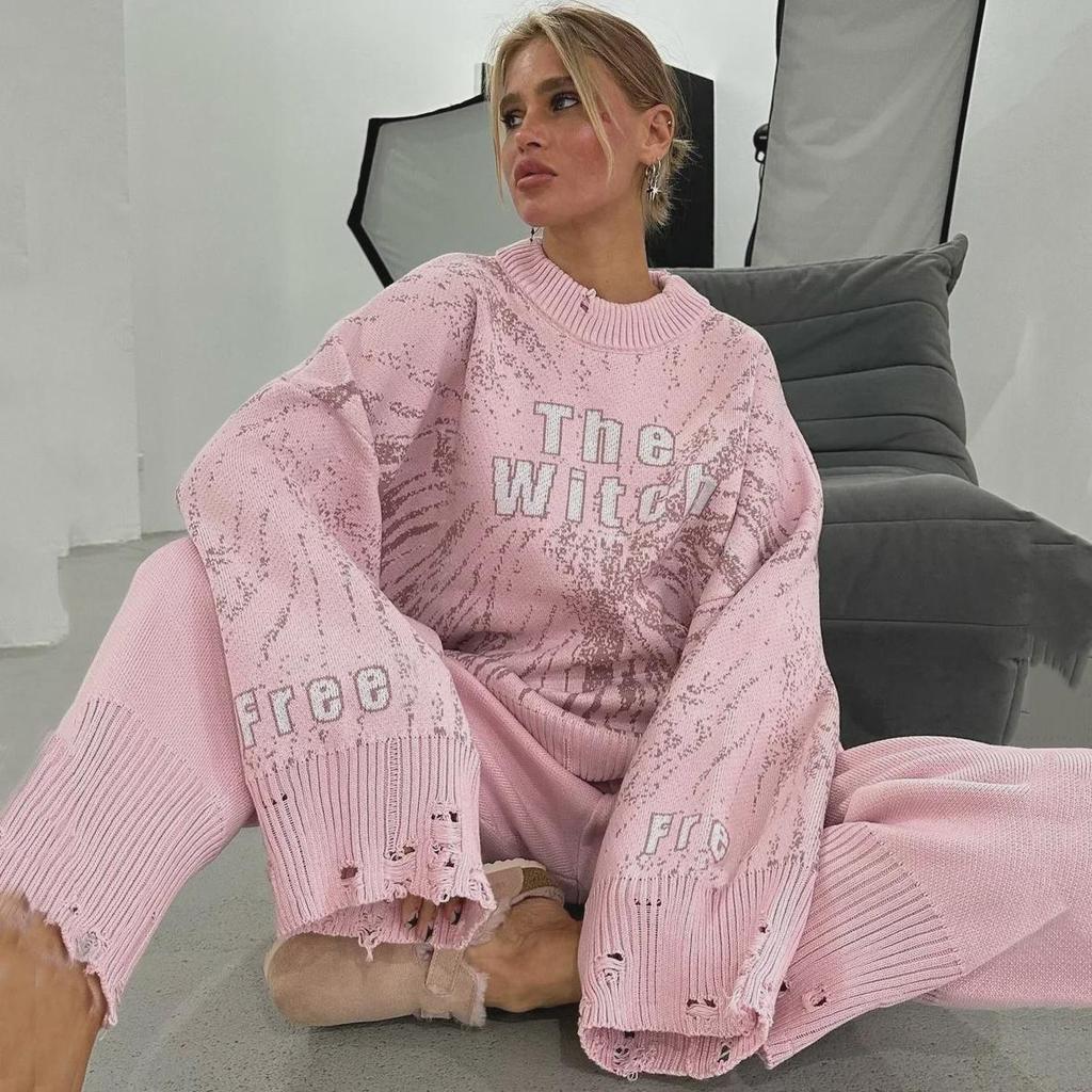 Autumn/Winter Contrast Knit Suit: Letter Print Sweater & Ripped Nine-Point Pants