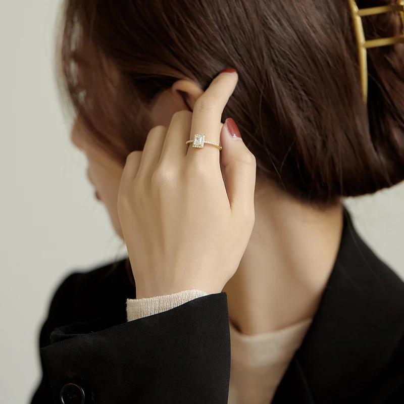 Exquisite Simple Square Zircon Gold Color Open Rings For Woman 2024 Salary Goth Zircon Wedding Party Girls' Luxury Student Ring