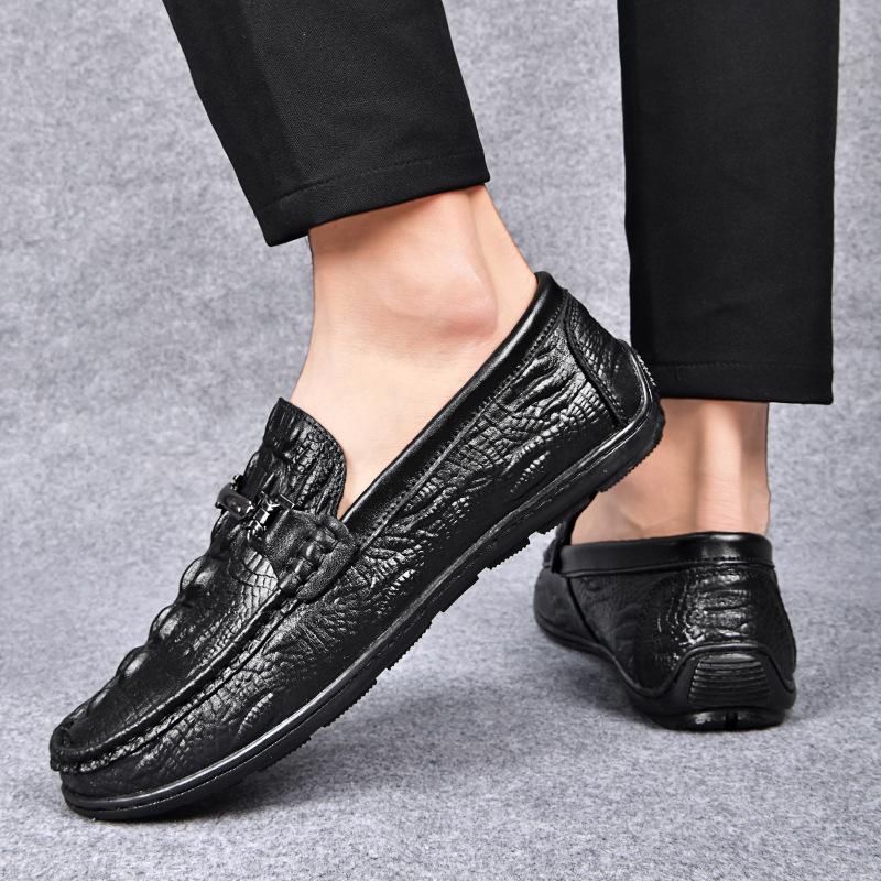 Popular Doudou Shoes Men's First-layer Cowhide Lazy Shoes Live Broadcast Large-size Casual Alligator Pattern Leather Shoes Men