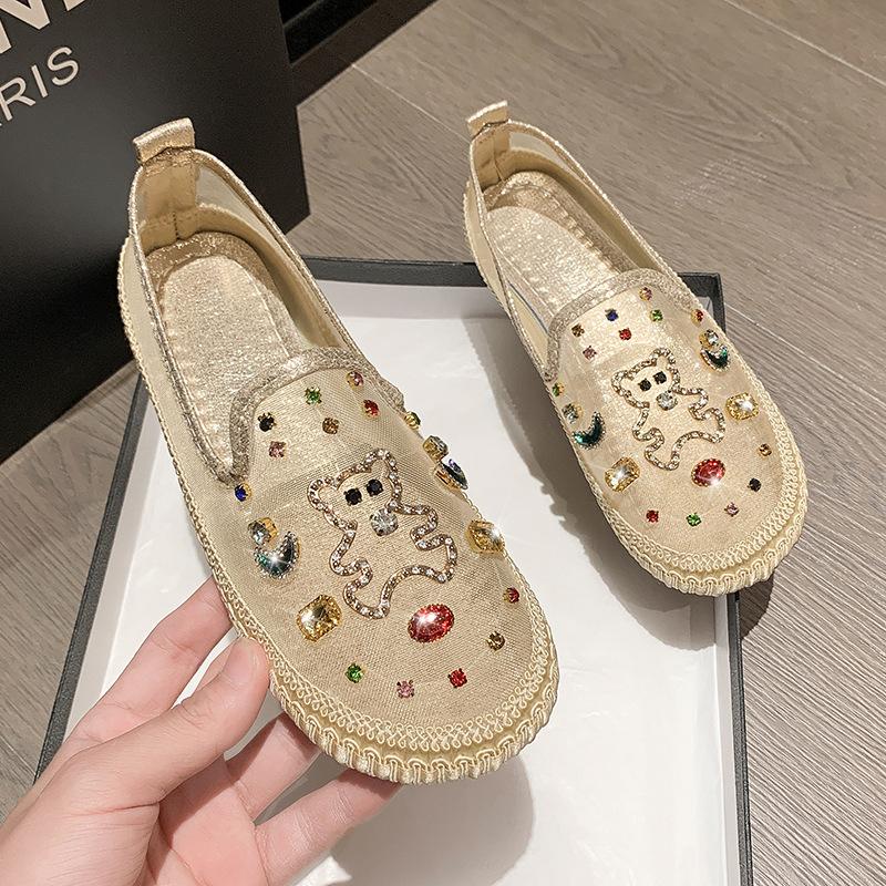 

Милые туфли рыбака со стразами в виде медведя, женская весна-лето 2024, новая корейская версия интернет-знаменитости с плоским дном и круглой головой в туфлях Doudou 40