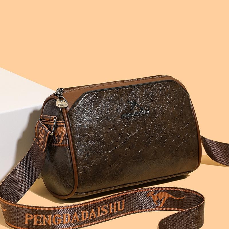

Simple and Elegant Middle-aged Mother s Large-capacity Cracked Shoulder-slung Crossbody Bag кавовий