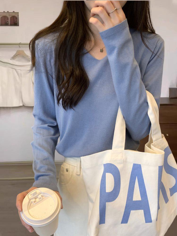 Women's Retro V-Neck Korean-Style Knit Sweater - Soft, Gentle, and Versatile for Spring, Autumn, and Winter