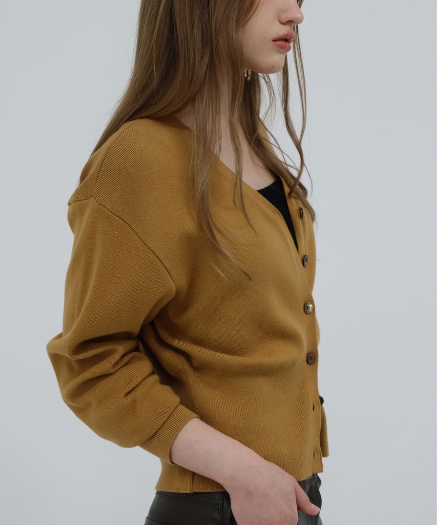Loventina Signature V Cardigan_Camel