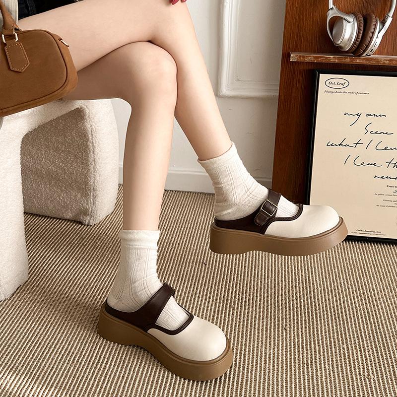 2025 spring new women's shoes fashionable British style bag head slippers medium heel versatile light mouth belt buckle thick-soled sandals