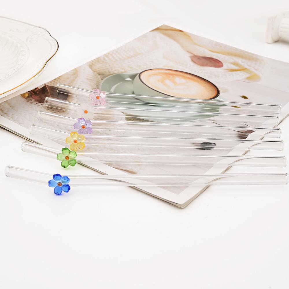 6PCS Reusable Drinking Straws Cute Flower Glass Straws with Cleaning Brush for Coffee Lover Smoothies Frozen Drinks Tea Juice