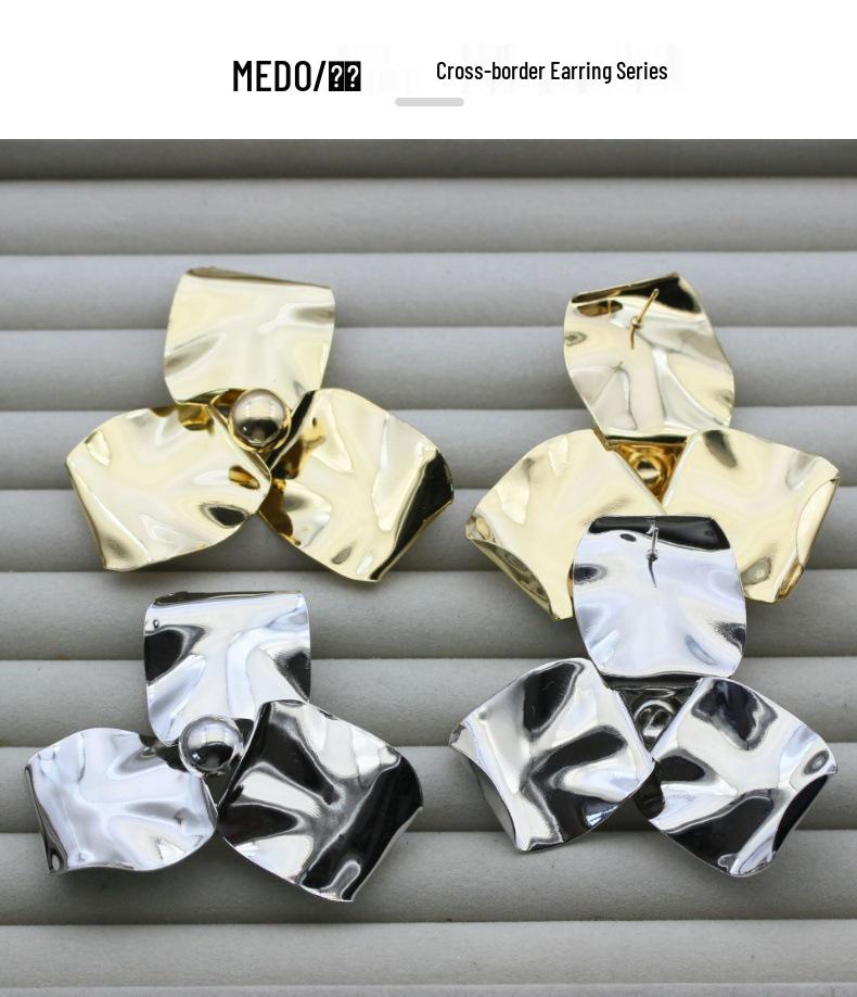 Blütenblatt-Textur Blumen S925 Silbernadel Hängeohrringe, Echtgoldplattiert, Übertriebenes Design, Grenzüberschreitender Luxus.