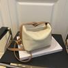Fashiable High-end Handbag New Vertical Stripes Solid Color Simple Shoulder Bag Persality Design Crossbody Small Square Bags