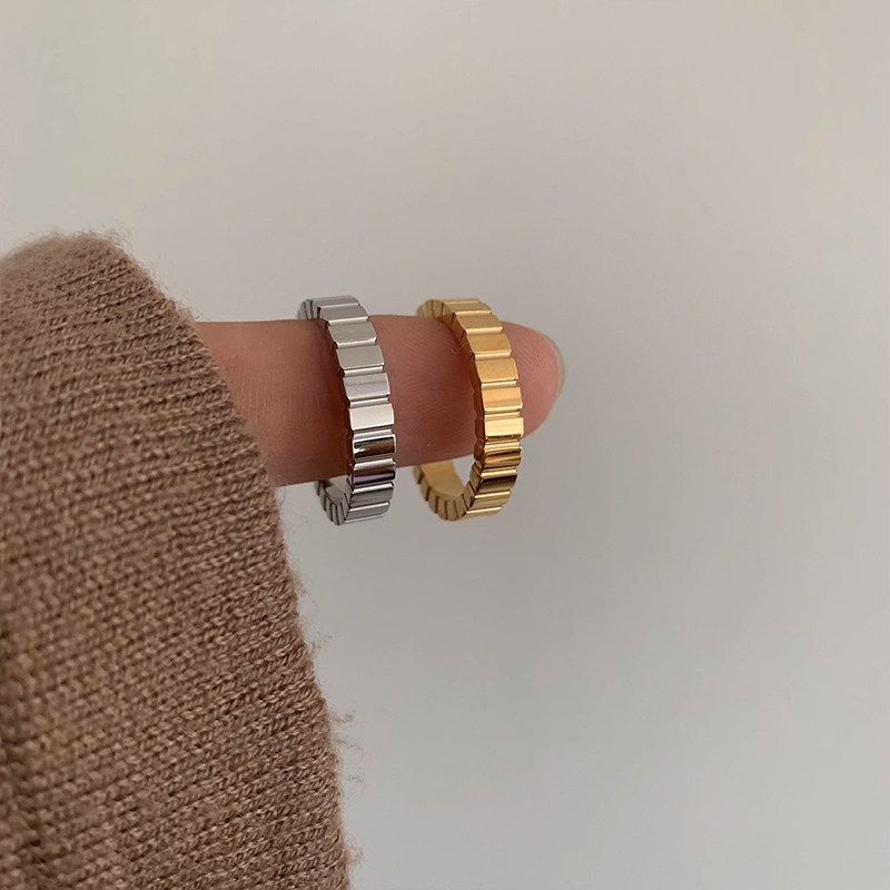 Titanium Steel No Fading Fashion Ins Gold and Silver Color Stripes Index Finger Ring Fashion Simple Cold Style Fancy Simple Bracelet