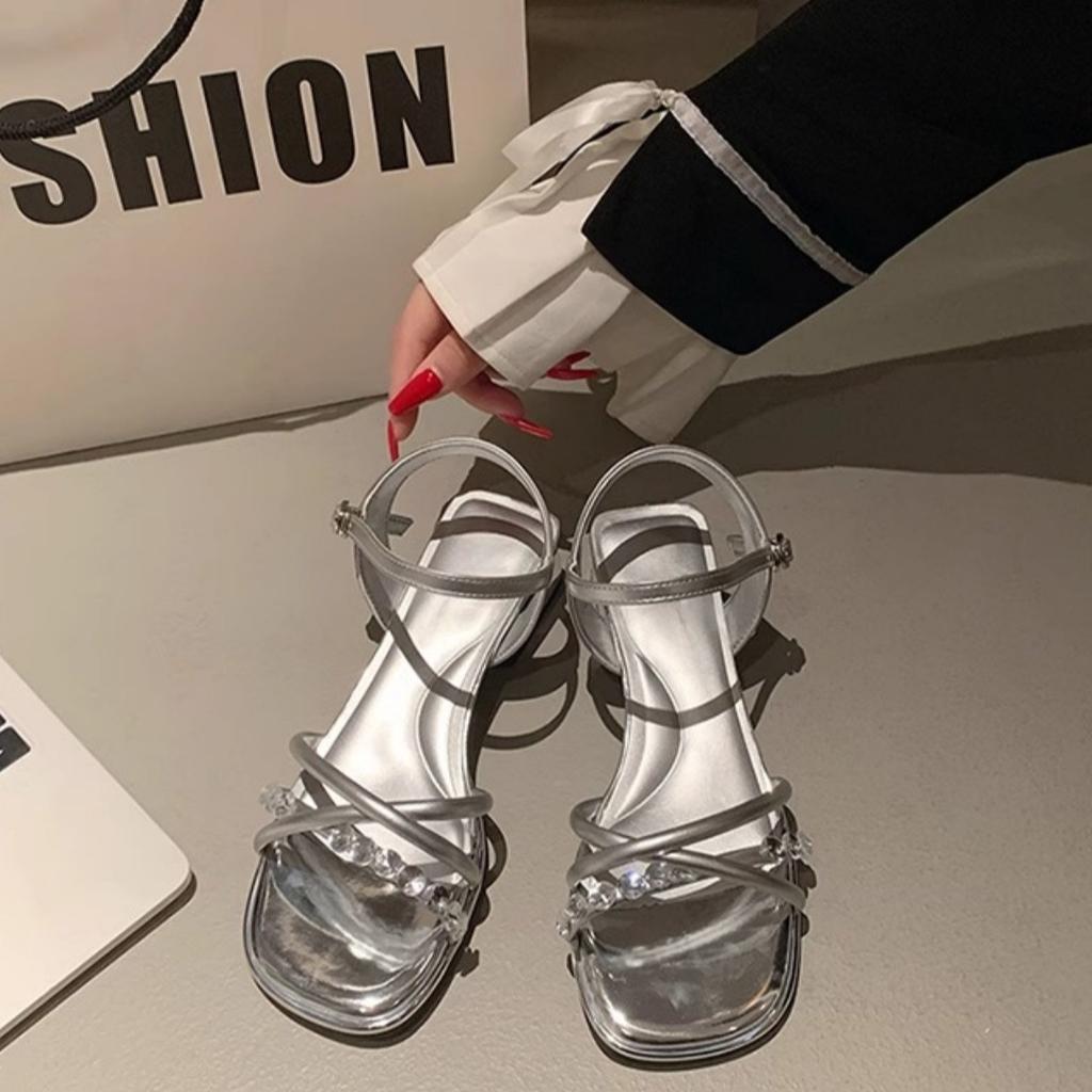 2025 new French rhinestone fashion sandals for women wear thick heels with skirts in summer with beautiful one-strap Roman shoes