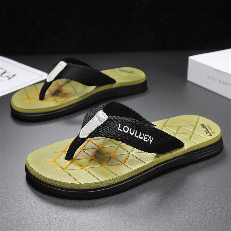 Men s Trendy 2026 Summer Flip-Flops: Non-Slip Soft Sole Beach Sandals 39