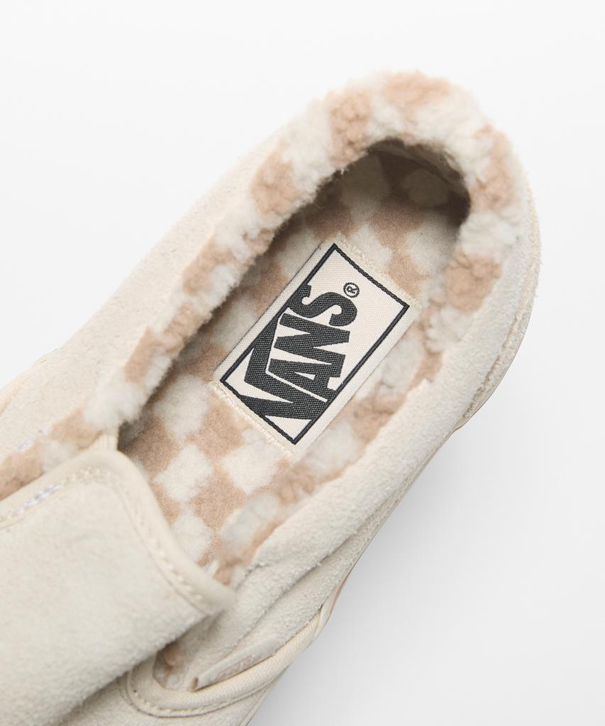 Vans Classic Slip-On - (Cozy Hug) Turtlely Dove / Vn000Dah89F1