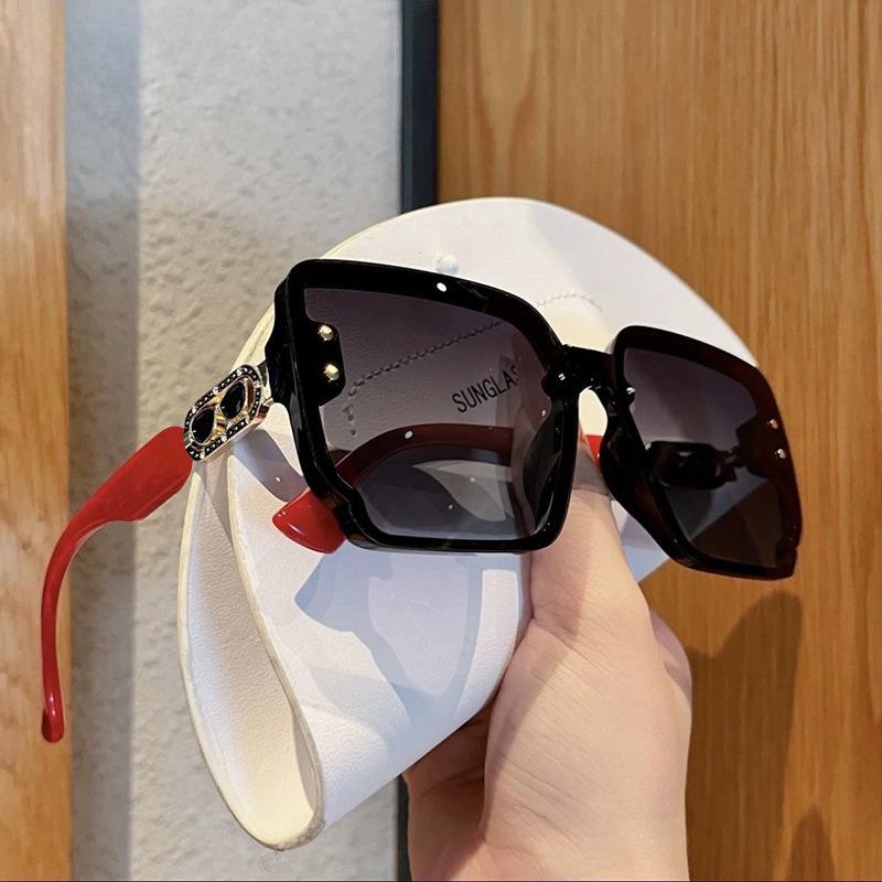 New square frameless sunglasses women's high-end UV-proof sunglasses large-frame versatile glasses