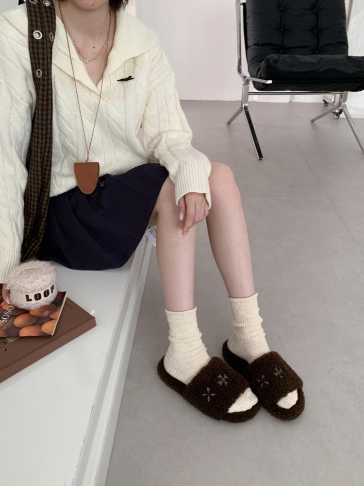 

Новые французские овечьи рулоны модные шерстяные туфли женские новые универсальные повседневные верхняя одежда толстоподошвенные шерстяные шлепанцы женские туфли 39