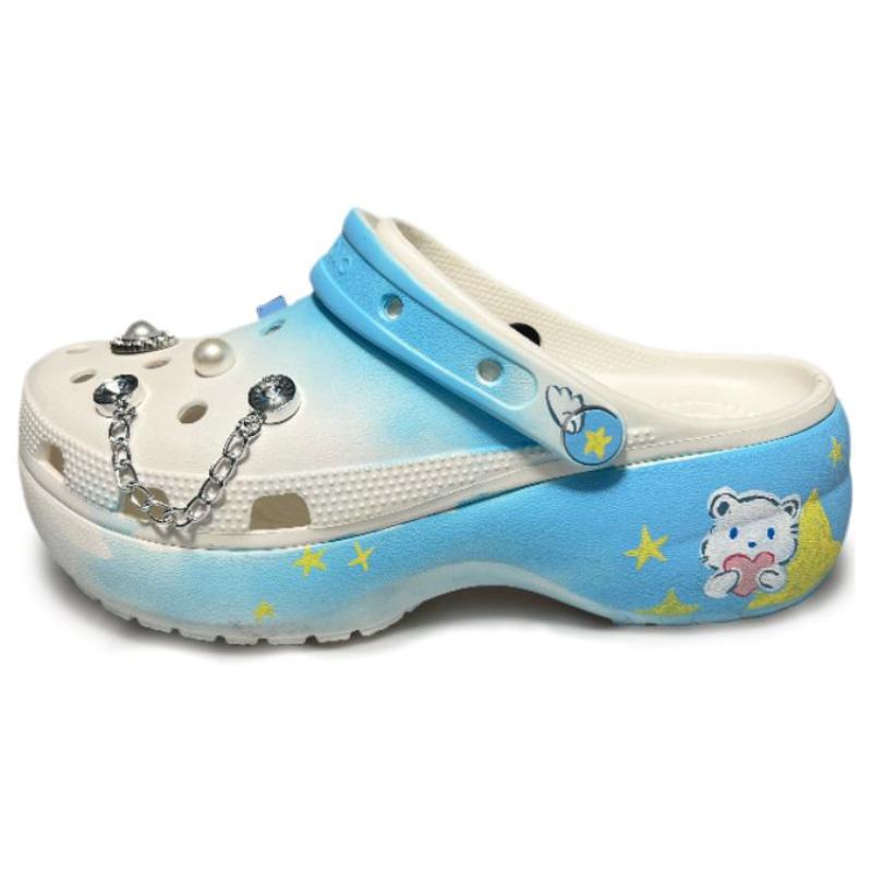 

Crocs Classic Platform Clog Good Night Macabre Clogs Unisex Blue White 39-40 белый