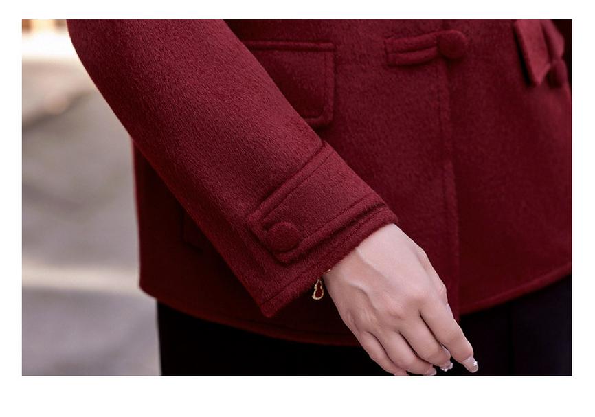 New Autumn/Winter Stylish Double-Sided Wool Coat for Middle-Aged Women - Slim Fit, Short, Age-Reducing, Versatile.
