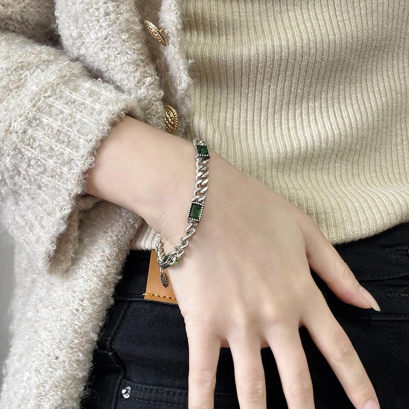 Micro-set emerald chain bracelet women's retro old light luxury niche design colorful treasure emerald bracelet for girlfriend