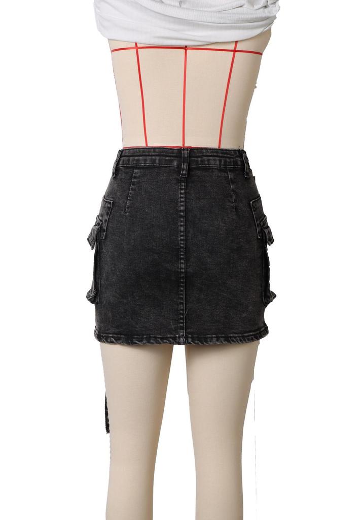 Amerikanischer Retro-Denim-Arbeitsrock für das spicy Mädchen mit Bändern & großen Taschen