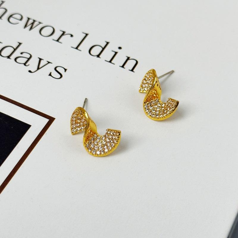 Exquisite Temperament Women S Fashion Micro-Inlaid Zircon Stud Earrings, High-End Earrings. золотой