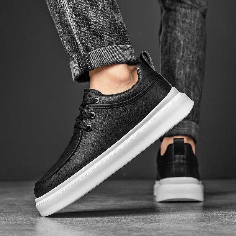 Casual men's shoes Classic black and white versatile style Daily office work leisure business comfortable and trendy sneakers