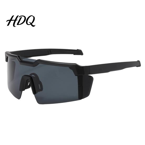 Photochromic Lenses Glasses UV Protection Cycling Glasses Polarized Transition Sports Sunglasses Eyewear Windproof Biking Safety for Men Women Wind